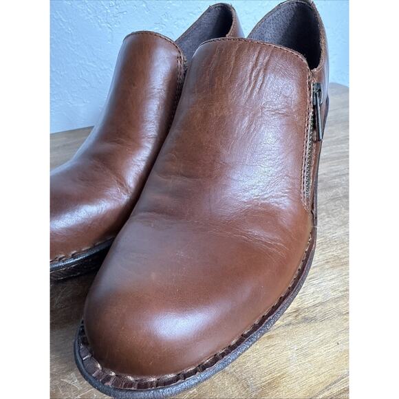 Women's Born Clogs Brown Leather Lightweight Size 9 Side Zip Classic Shoes EUC - Picture 3 of 13